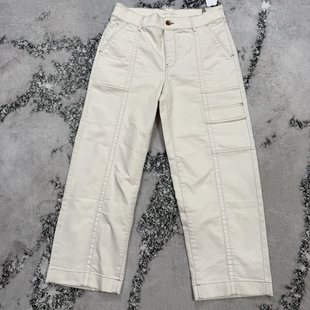 Chicos Straight Leg Ankle Utility Pants Womens Sz 12 White Stretch Crop Pockets - Picture 1 of 15